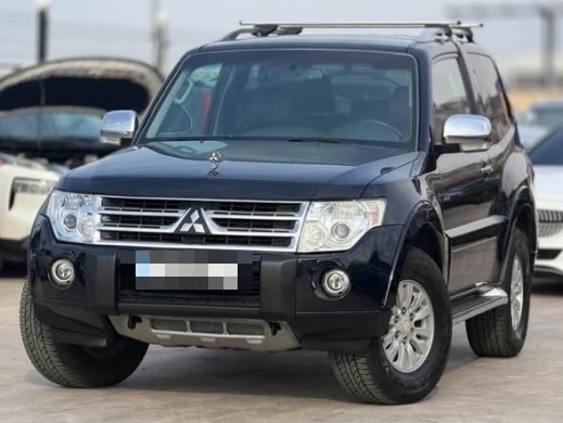 Mitsubishi Pajero Coupe 3.5 V6 2011