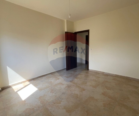 R9-2743 Elegant 3-Bedroom Apartment with Maid’s Room – 180m²