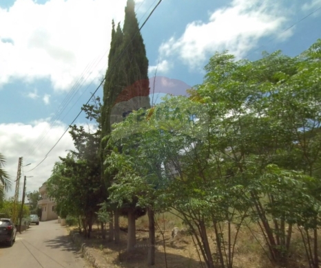 R9-2583 Land 904m for Sale in Btouratij – Koura