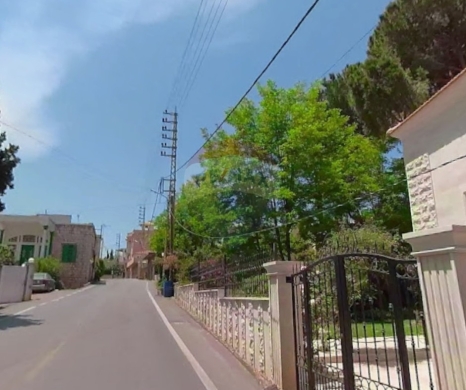 R9-3050 Land for Sale in Bechmezine – Koura أرض للبيع في بشمزين الكورة (1,100 m², Zoning 20/40)