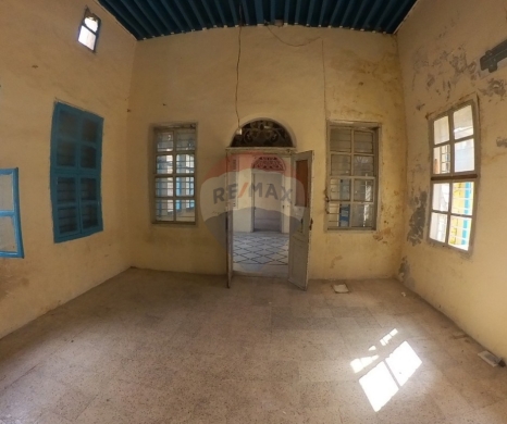 R9-3197 Old House for Sale in Tripoli Old City – Near Tripoli’s Castle بيت قديم للبيع في طرابلس القديمة بجوار القلعة