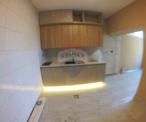 R9-3208 Apartment for Rent in Dam wel Farez – Tripoli شقة للإيجار في ضم والفرز طرابلس (200 m², 9th Floor)