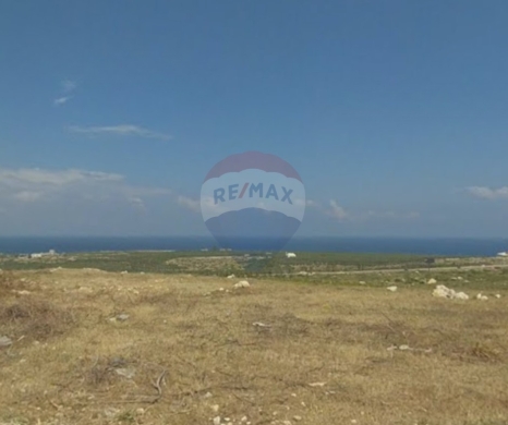 R9-3230 Land for Sale in Qalhat Koura – 2,696 m², Sea View أرض للبيع في قلحات الكورة – 2,696 متر مربع إطلالة بحرية