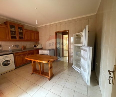 R9-3308 Apartment for Sale in Barsa Koura – 220 m²شقة للبيع في برسا الكورة – 220 متر مربع