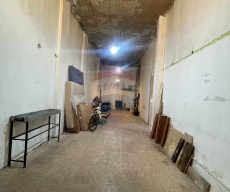 R9-3374 Two Connected Shops for Sale in Jabak Beddawi Tripoli – 106 m²محلَّين متصلين للبيع في جَبَك البداوي طرابلس – 106 متر مربع