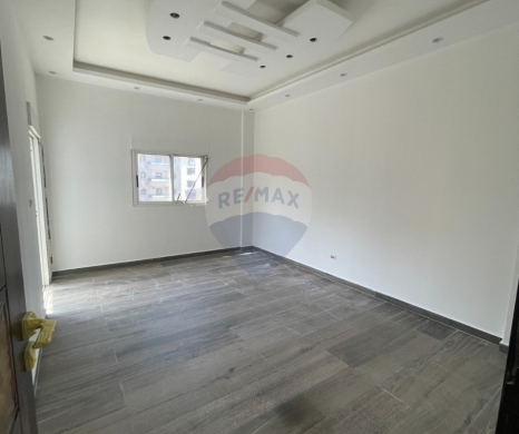 R9-3379 Super Deluxe Apartment for Sale in Nakabet Ateba, Tripoliشقة سوبر ديلوكس للبيع في نقابة الأطباء – طرابلس | 300 م²