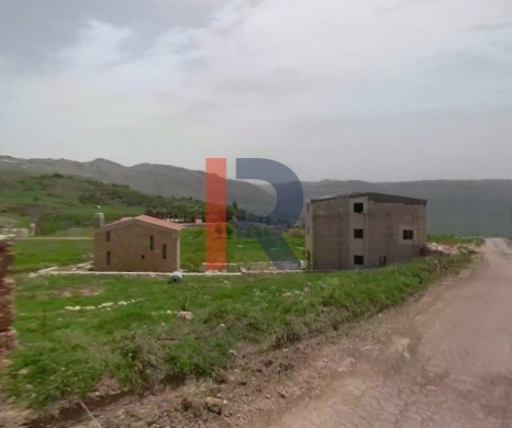 R9-3395 Land for Sale in Laqlouq – Jbeil | 1,300 m²