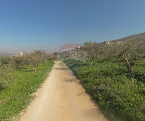 R9-3411 Land with Building for Sale in Kayte3 – Akkar أرض مع بناء للبيع في قيطع – عكار
