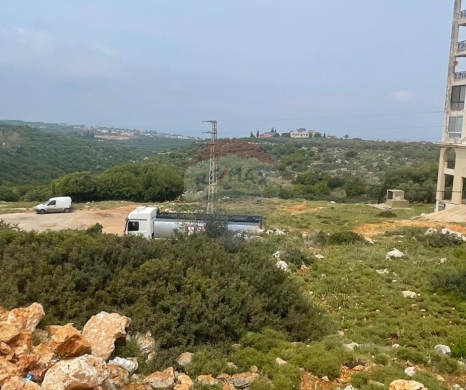 R9-3424 Land for Sale in Nakhleh Koura – 1,500 m², Zoning 25/50 أرض للبيع في نخلـه الكورة – 1,500 م²، تصنيف 25/50