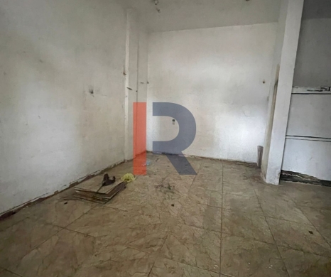 R9-3459 Shop for Sale in Abou Samra Tripoli – 44 m²
