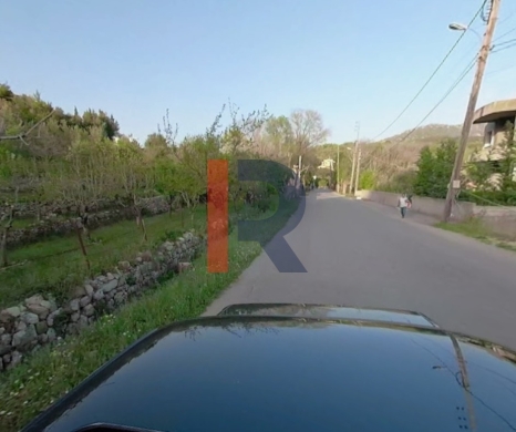 R9-3464 Land for Sale in Ghineh Keserwan – 1,300 m², Zoning 20/40