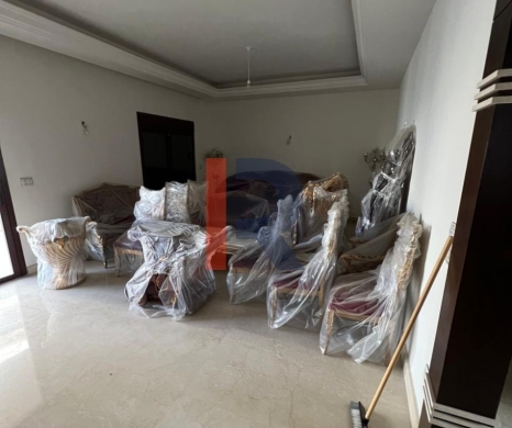 R9-3481 Apartment for Sale in Daher Al Ain Koura – 250 m², Brand New