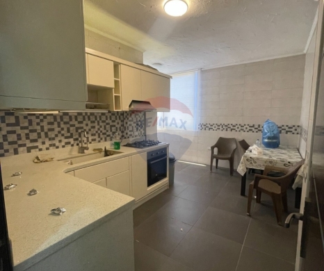 R9-3553 Apartment for Sale in Mina – Port Said Street, Tripoli, 220 m² شقة للبيع في الميناء شارع بورسعيد طرابلس – 220 م²