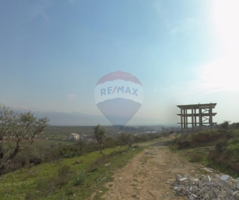 R9-3558 Land for Sale in Alma – Zgharta, 10,000 m², Zoning 20/40, Villa Areaأرض للبيع في علما زغرتا – 10,000 م²، تصنيف بناء 20/40، منطقة الفيلات