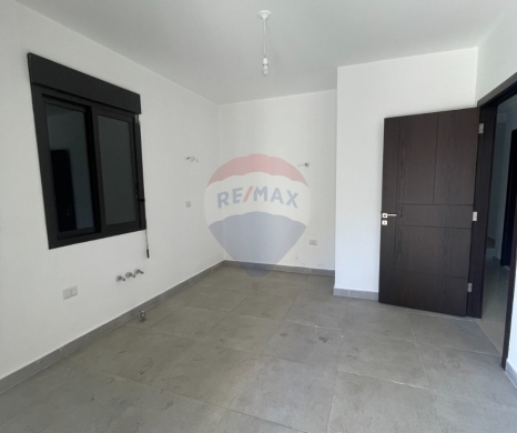 R9-3620 Duplex for Sale in Haykaliyeh – Koura, 300 m², 3 Floors دوبلكس للبيع في هيكلية الكورة – 300 م²، 3 طوابق