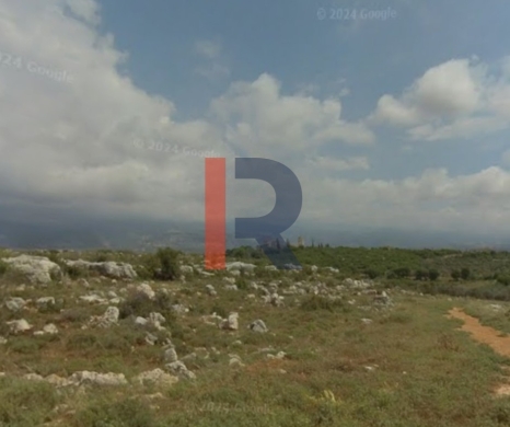 R9-3649 Land for Sale in Nakhleh – Koura, 1518 m² Residential, Zoning 20/40