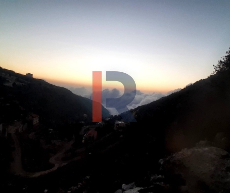 R9-3706 Land for Sale in Raachine – Mount Lebanon, 1240 m², Residential Zoning