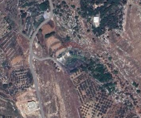 R9-3563 Land for Sale in Fiaa – Koura, 1154 m², Zoning 20/40, Olive & Pine Treesأرض للبيع في فيع الكورة – 1154 م²، تصنيف بناء 20/40، مزروعة زيتون وصنوبر