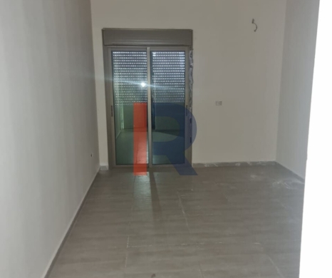 R9-3167 Apartment for Sale in Daher Al Ain – Koura m²160 + 80 m² Garden
