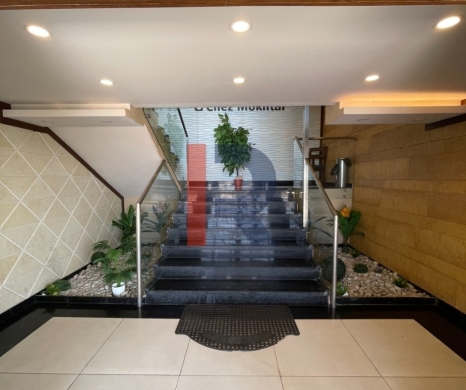 R9-3777 Unique Investment Opportunity: Restaurant, Coffee Shop & Parking – Tripoli