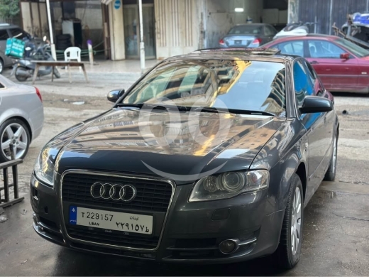 Audi dans Tripoli - Audi A4 2006