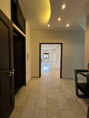 شقق للبيع في بعبدا - Apartment for Sale in Hadath - Baabda
