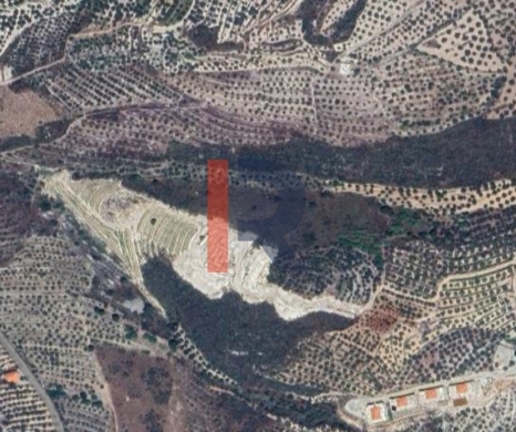 R9-3821 Land for Sale in Bziza – Koura, 20,000 m², Agricultural & Residential