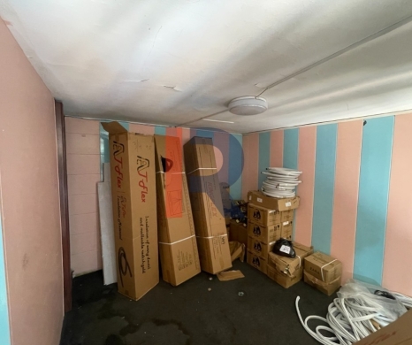 R9-3901 Three Shops for Sale in Miten – Tripoli, 150 m², 2 Floors, 3 Facades
