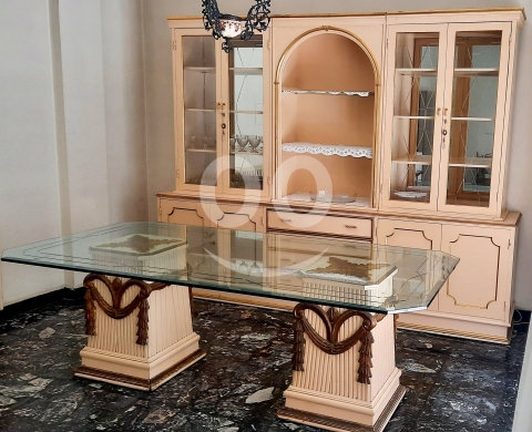 Other home furniture in Bouchrieh - غرفة سفرة من دون كراسي ، صنع كاليري كومفورتيوم للبيع