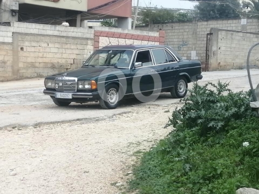 Mercedes-Benz in Tripoli - مرسيدس لف 230 موديل 81