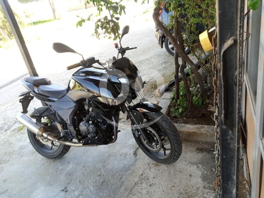 Motorcycles & ATVs in Dahr el-Ahmar - 250cc