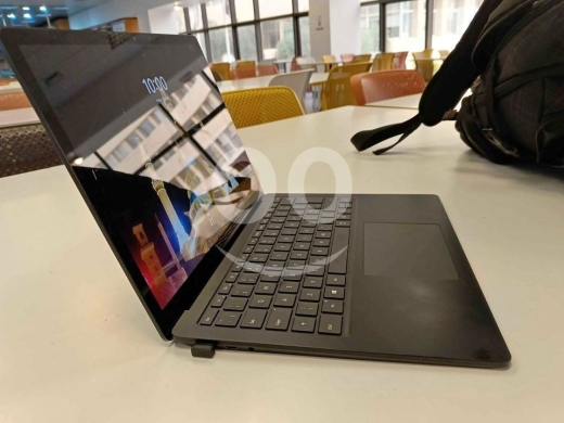 قطع غيار الكمبيوتر وملحقات البرامج في مدينة بيروت - Microsoft surface laptop 3 mint