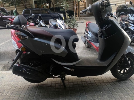 Motorcycles & ATVs dans Chiyah - sweet azzo 22