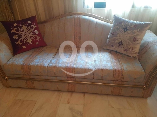 Other home furniture in Beirut City - صالون كتير مرتب