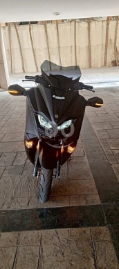 Motorcycles & ATVs in Zouk el-Kharab - Yamaha n max