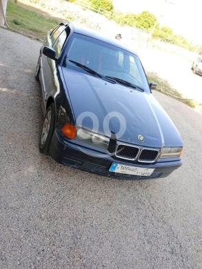 BMW in Tripoli - Model 1994 318