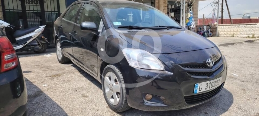 Toyota dans Beyrouth - Toyota yaris 2007