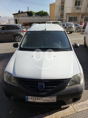 Renault dans Beyrouth - Renault dacia 2013