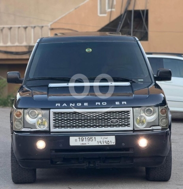 Land Rover in Amchit - RANGE ROVER VOGUE 2004