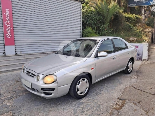 Kia in Beirut City - كيا موديل ٢٠٠٢