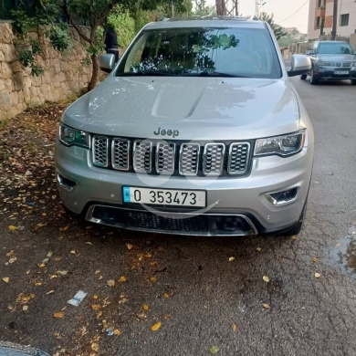 Jeep in Beirut City - Jeep Cherokee 2013
