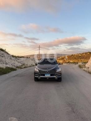 مرسيدس بنز في شكا - Mercedes ML350 2012