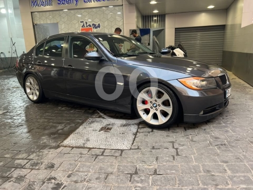 BMW dans Beyrouth - Bmw e90 modil 2006