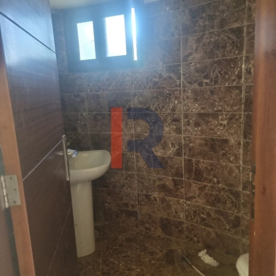 R9-1302 Special 180m for sale in Nakhle - Koura!