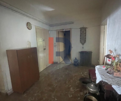 R9-1876 Spacious Apartment 220m for sale in Ajazah Street - Abou Samra