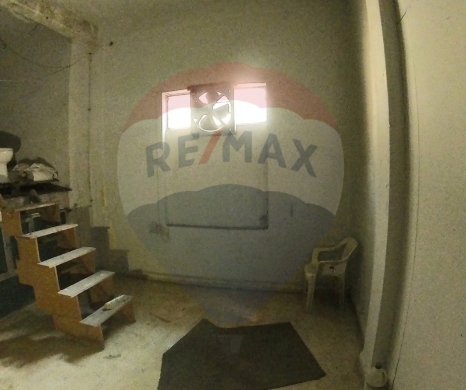 R9-1899 House and Shop for Sale in Zahriyeh - Tripoli