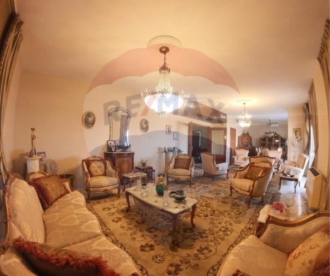 R9-2168 Apartment 300m for sale in Corniche El Mina