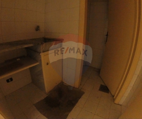 R9-2513 Office for Sale in Masaref Street – Tripoli