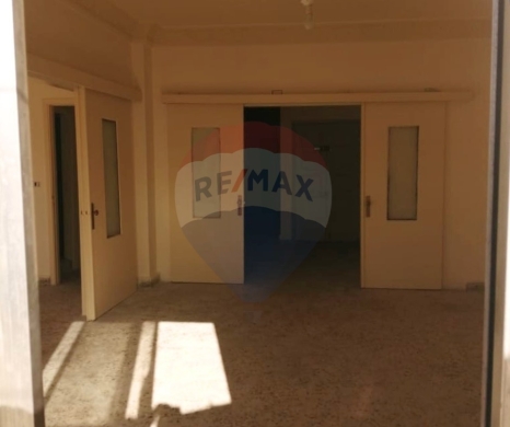 R9-2536 Apartment 185m for sale in Baddawi's Main Road - Tripoli