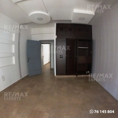 R9-754 Office For Rent In Mina Road - Tripoli